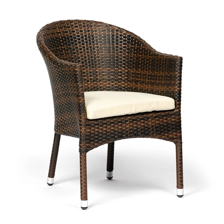 Sillón de exterior de ratán y mimbre